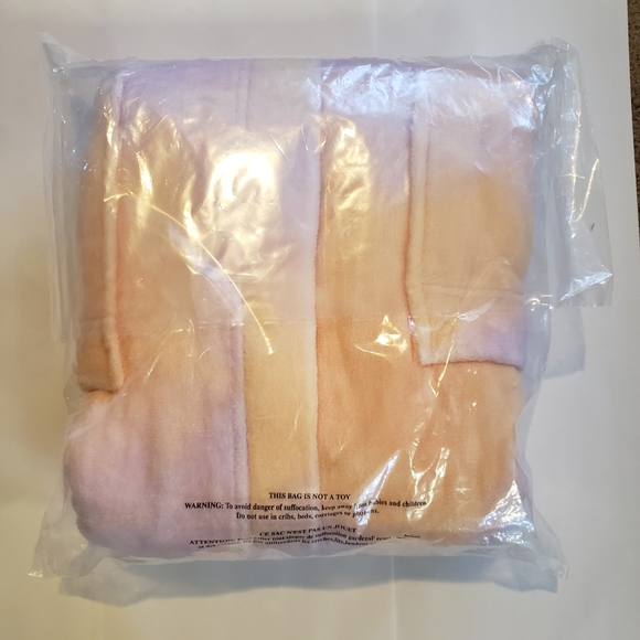 NIP VS PINK Teddy Robe Set (Both!!) - Picture 5 of 5